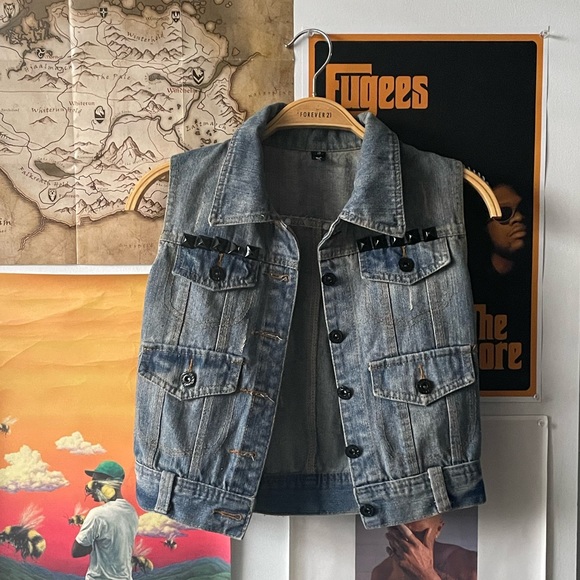 Distressed Studded Denim Cropped Vest Jacket - Picture 1 of 2